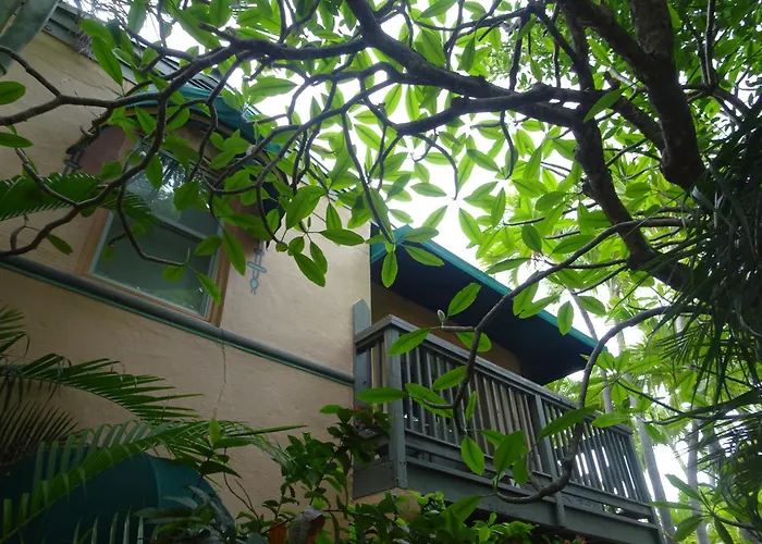 Suite Dreams Inn By The Beach